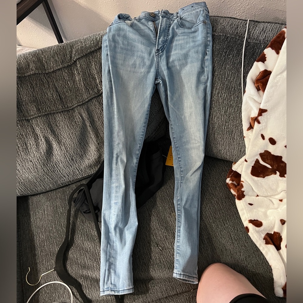 Skinny jeans